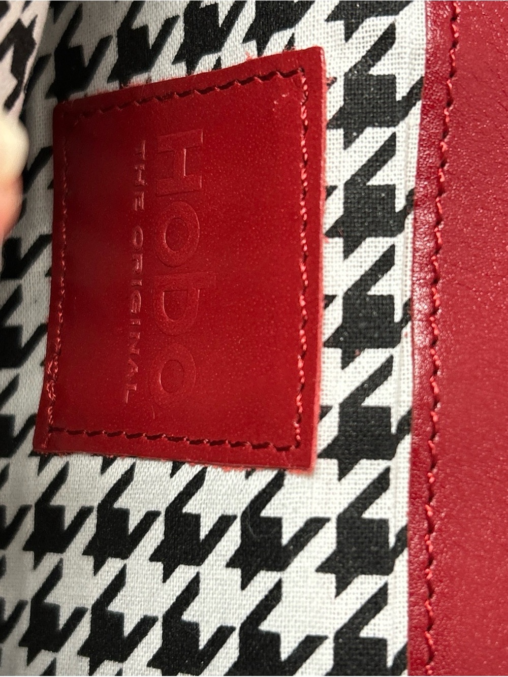 NEW Hobo Amica Leather Wallet - Billfold Color Red New front zip pocket - Picture 7 of 12